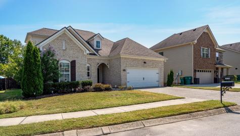 1064 Daniel Lane Spring Hill TN 37174