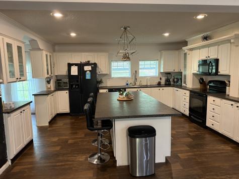 1076 Skyline Drive Kingston Springs TN 37082