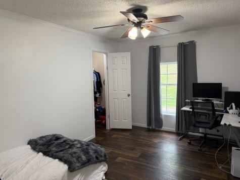 1076 Skyline Drive Kingston Springs TN 37082