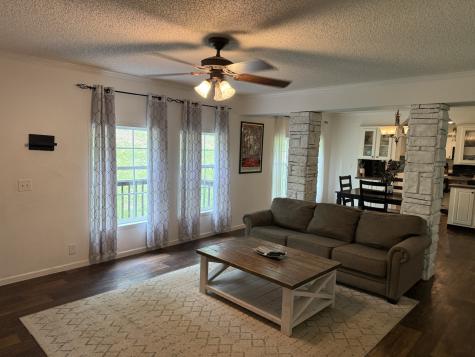 1076 Skyline Drive Kingston Springs TN 37082