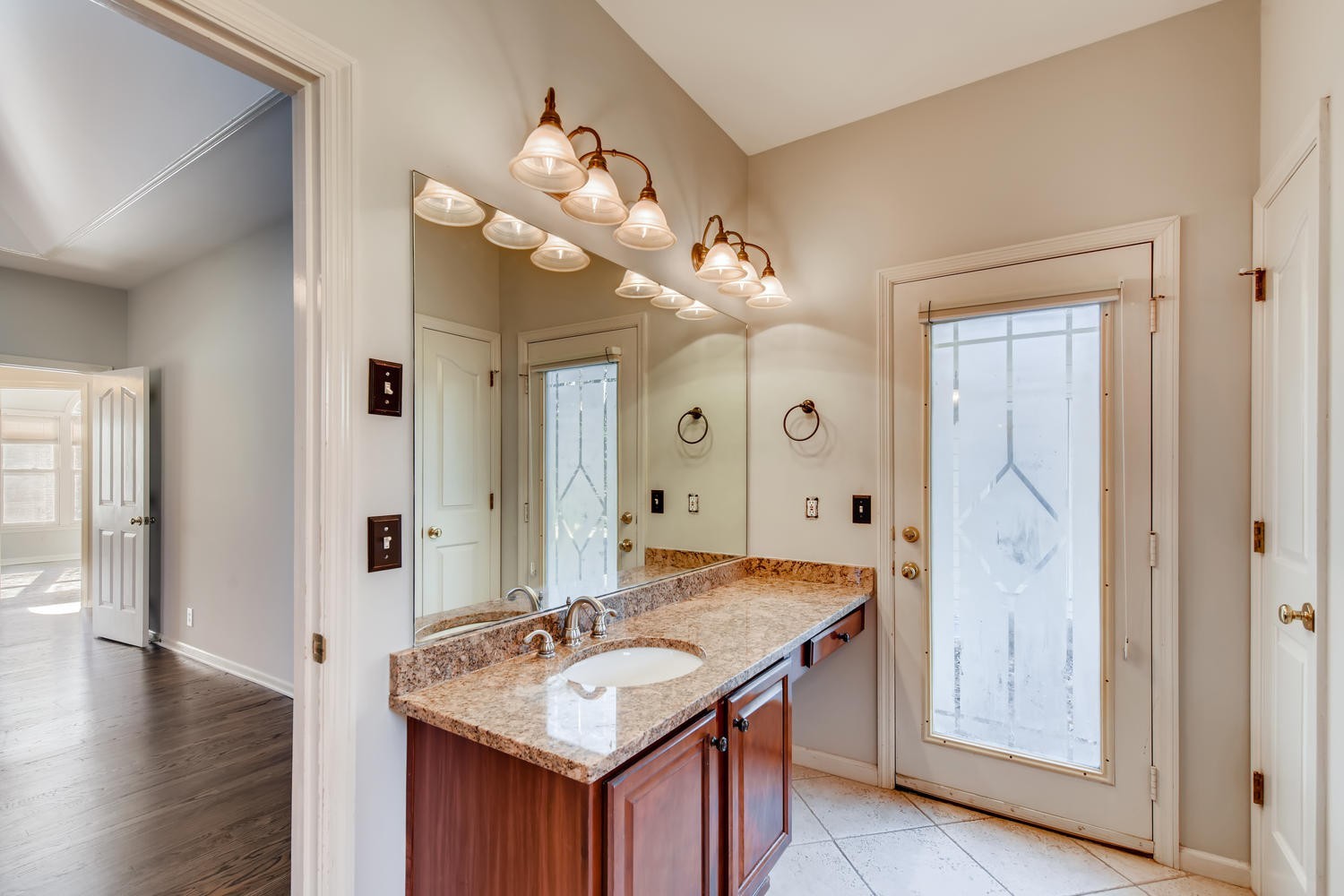 8449 Indian Hills Drive Nashville TN 37221