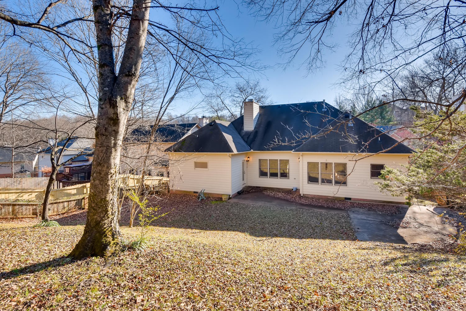 8449 Indian Hills Drive Nashville TN 37221