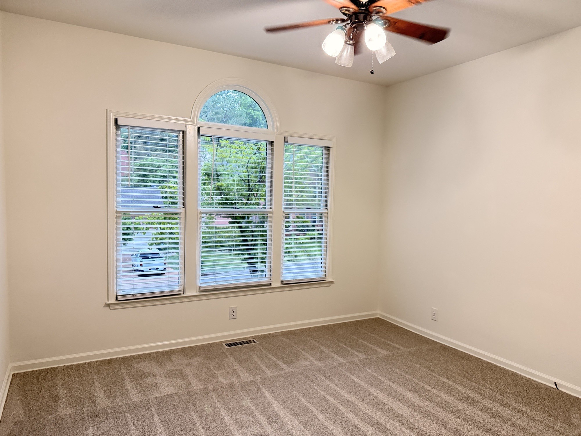 8449 Indian Hills Drive Nashville TN 37221