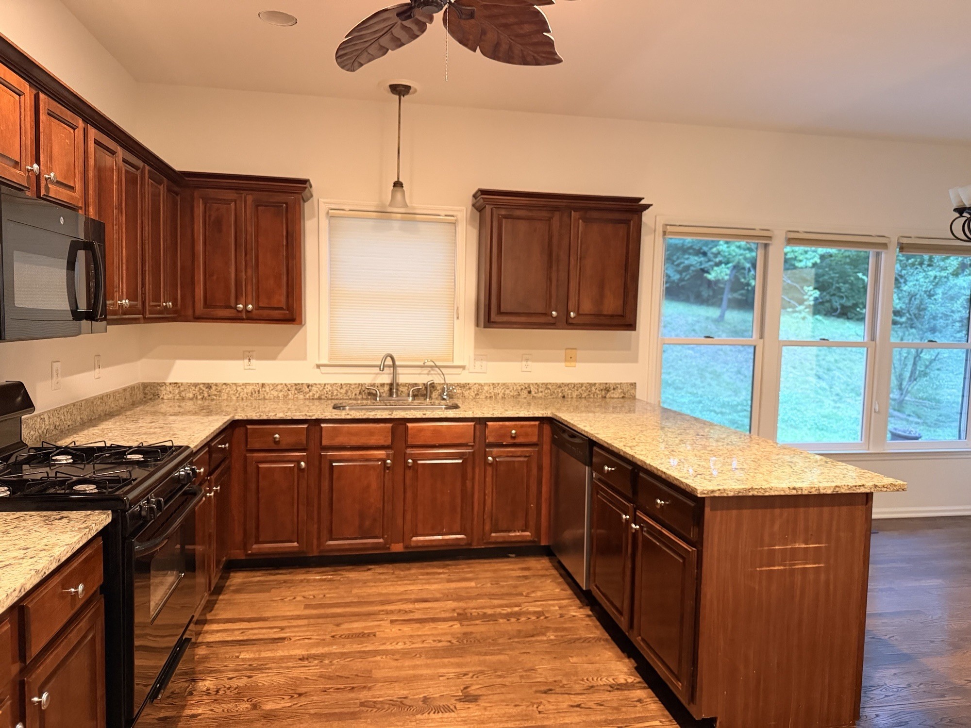 8449 Indian Hills Drive Nashville TN 37221