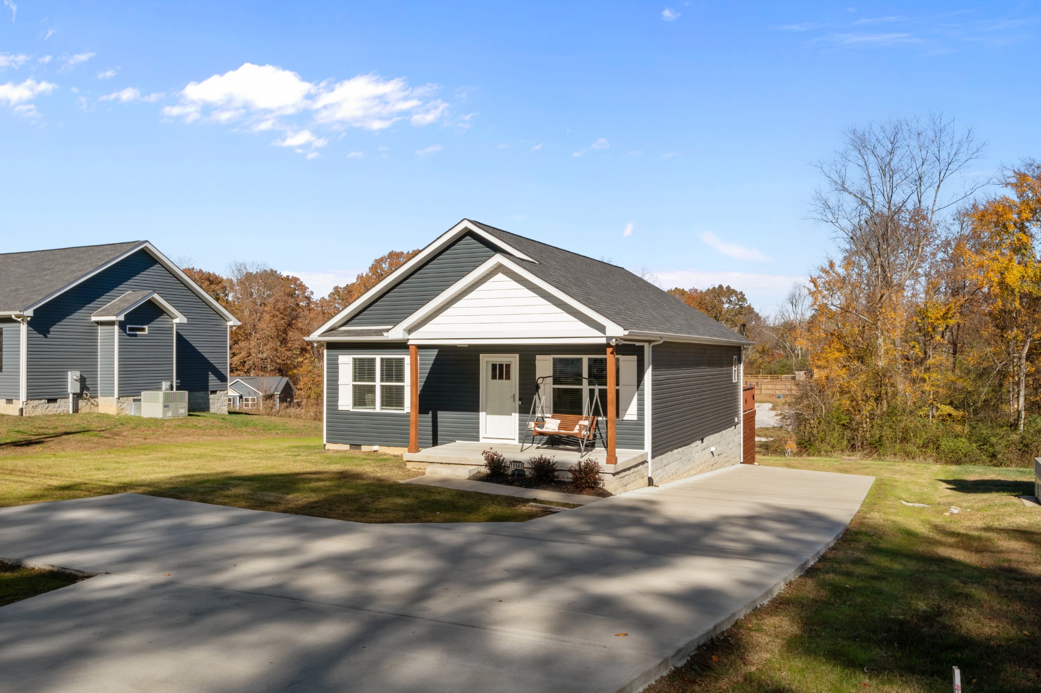 10560 Church Road Bon Aqua TN 37025