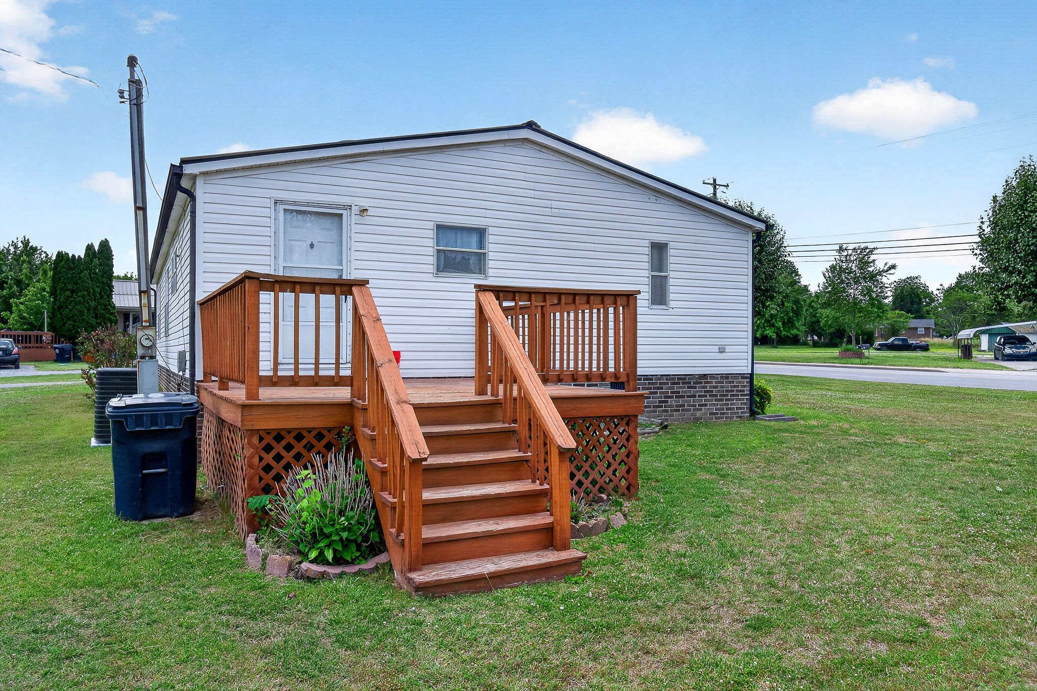 900 S Mountain Street Smithville TN 37166