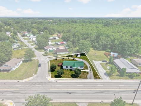 900 S Mountain Street Smithville TN 37166