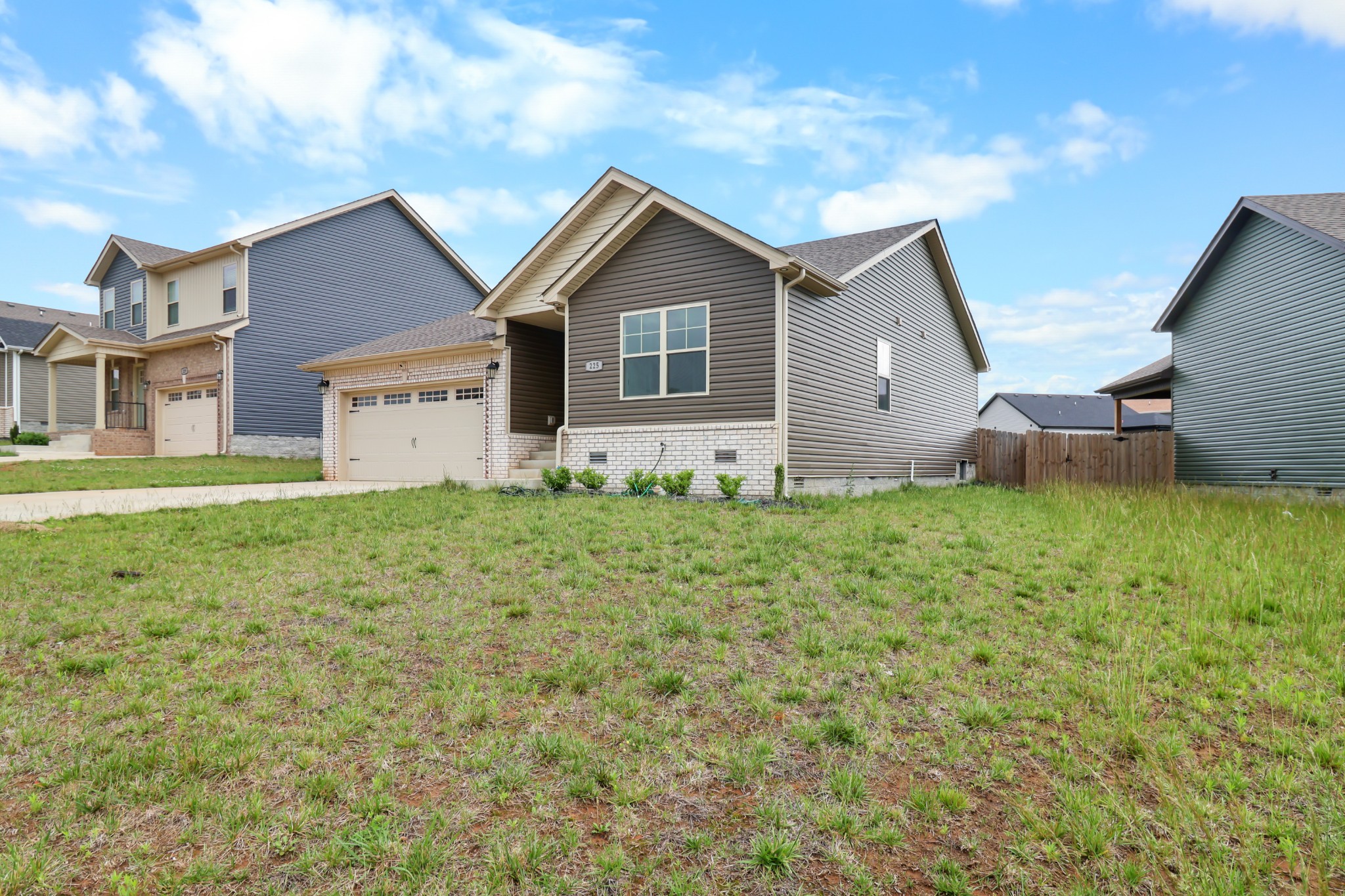 225 Ardell Drive Clarksville TN 37040