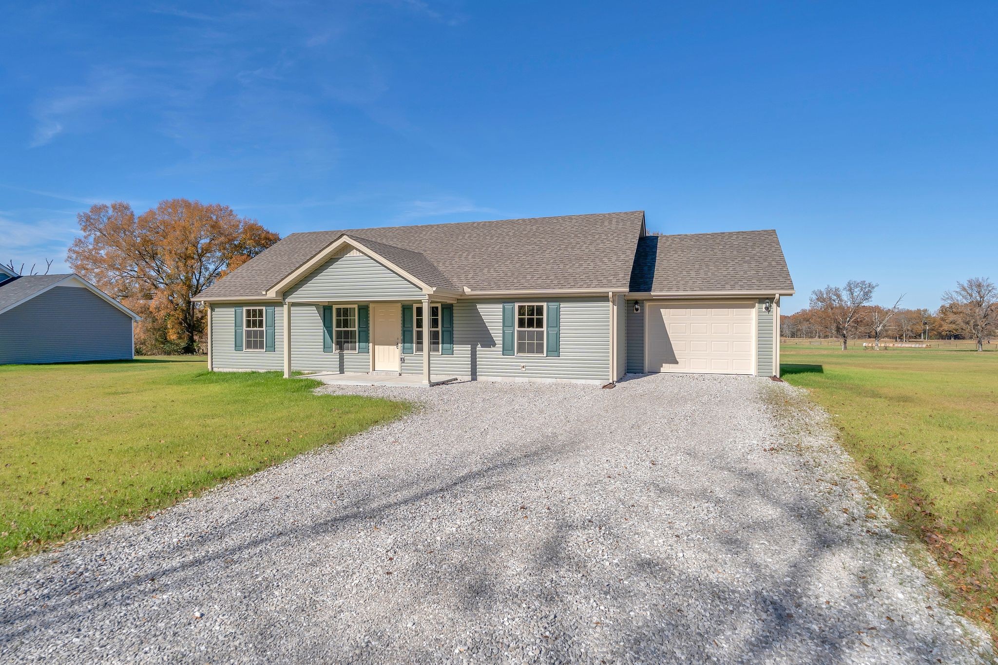 1563 Paynes Church Road Winchester TN 37398