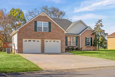 3907 Rhonda Court Clarksville TN 37040