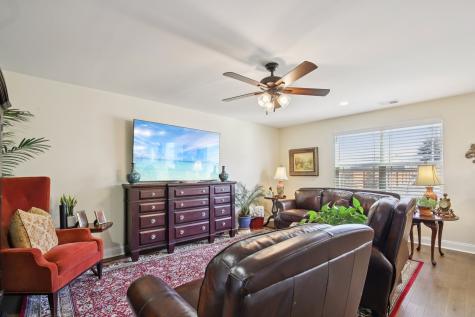 1010 Addler Drive Springfield TN 37172