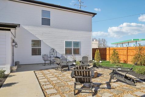 1010 Addler Drive Springfield TN 37172