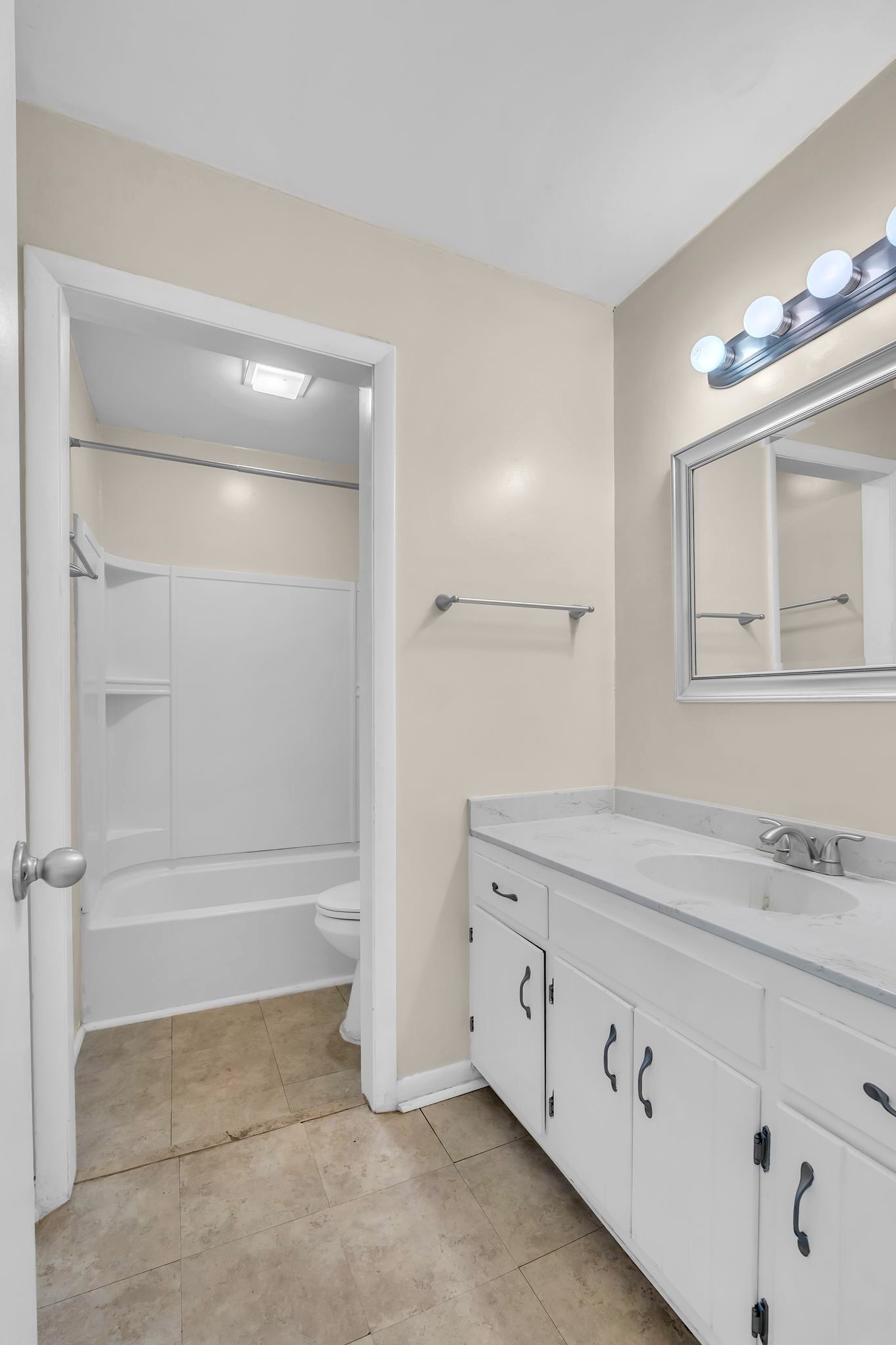 2116 Hobbs Road Nashville TN 37215