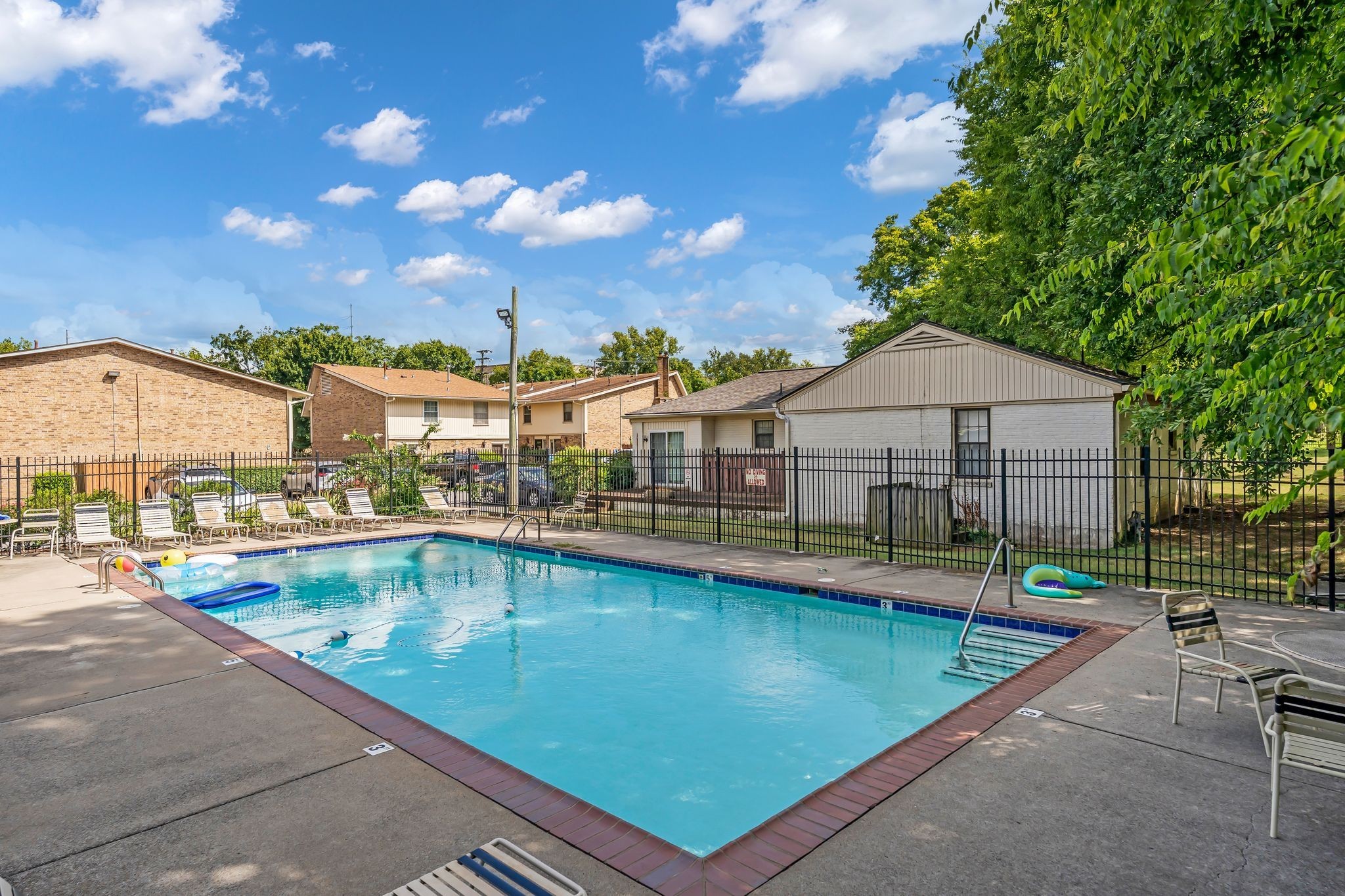 2116 Hobbs Road Nashville TN 37215