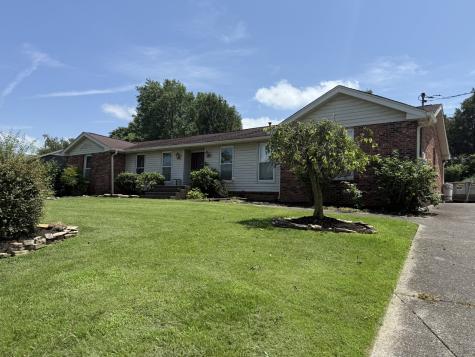 131 Pin Oak Drive Hendersonville TN 37075
