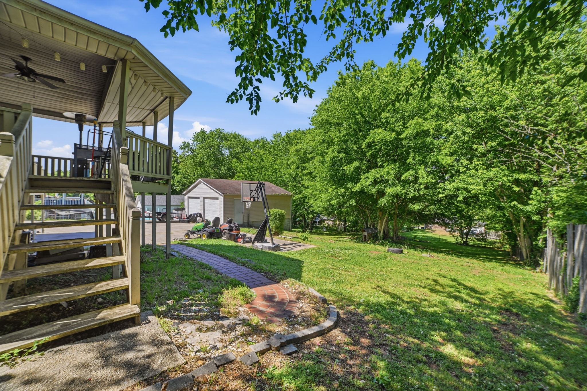1810 Apex Drive Clarksville TN 37040