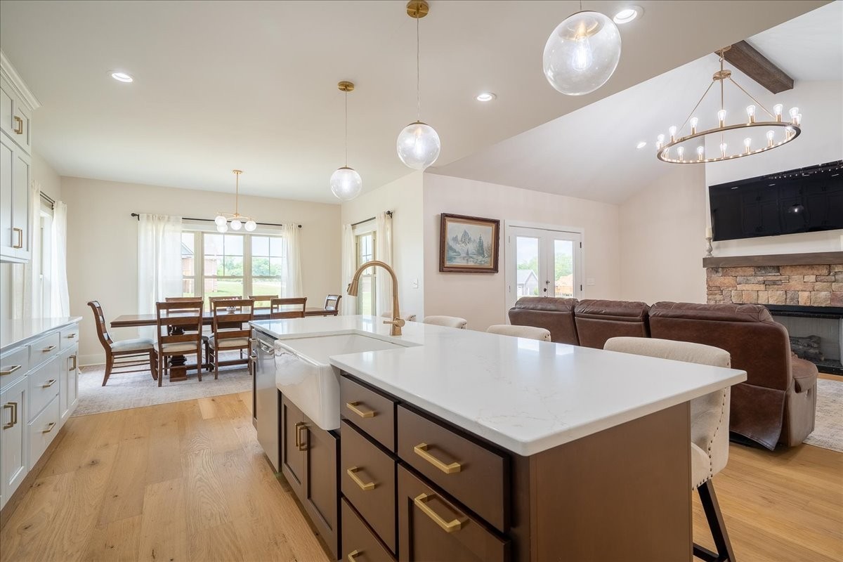 114 Hurst Drive Leoma TN 38468