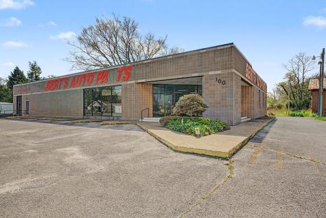 100 Hopkinsville Street Russellville KY 42276