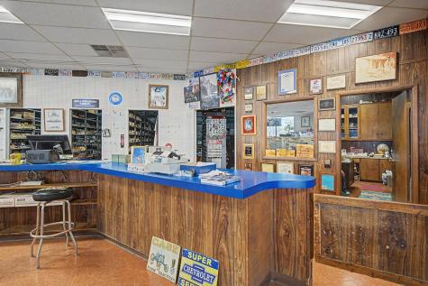 100 Hopkinsville Street Russellville KY 42276