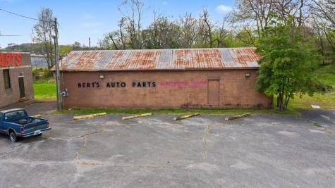 100 Hopkinsville Street Russellville KY 42276