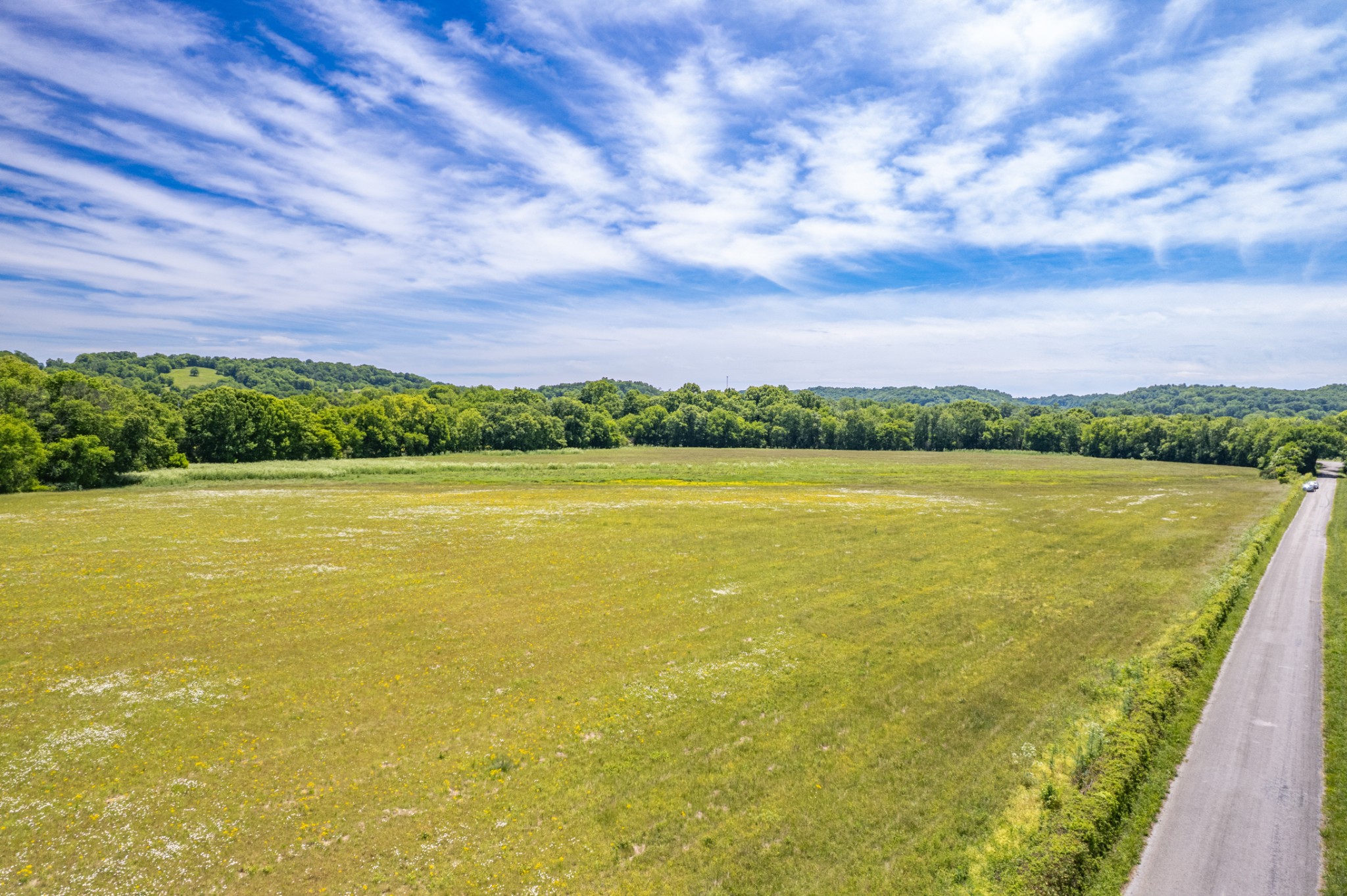 32 Hart Leonard Road Cornersville TN 37047