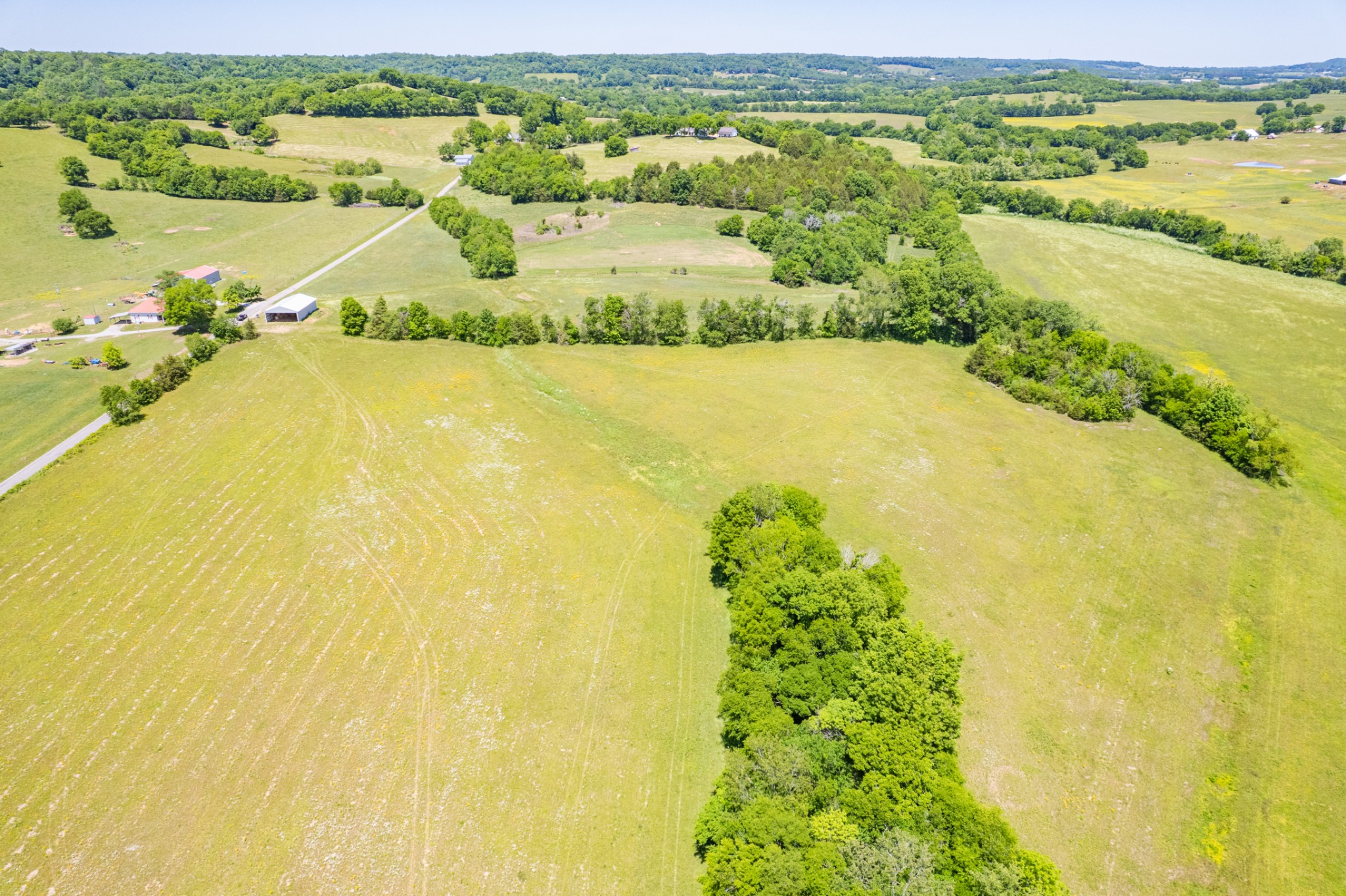 32 Hart Leonard Road Cornersville TN 37047