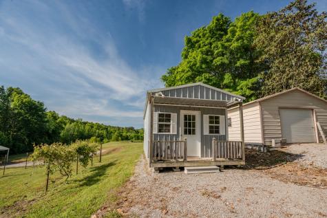 875 Waterloo Road Westpoint TN 38486