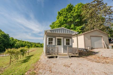 875 Waterloo Road Westpoint TN 38486