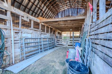 875 Waterloo Road Westpoint TN 38486