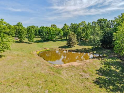 875 Waterloo Road Westpoint TN 38486