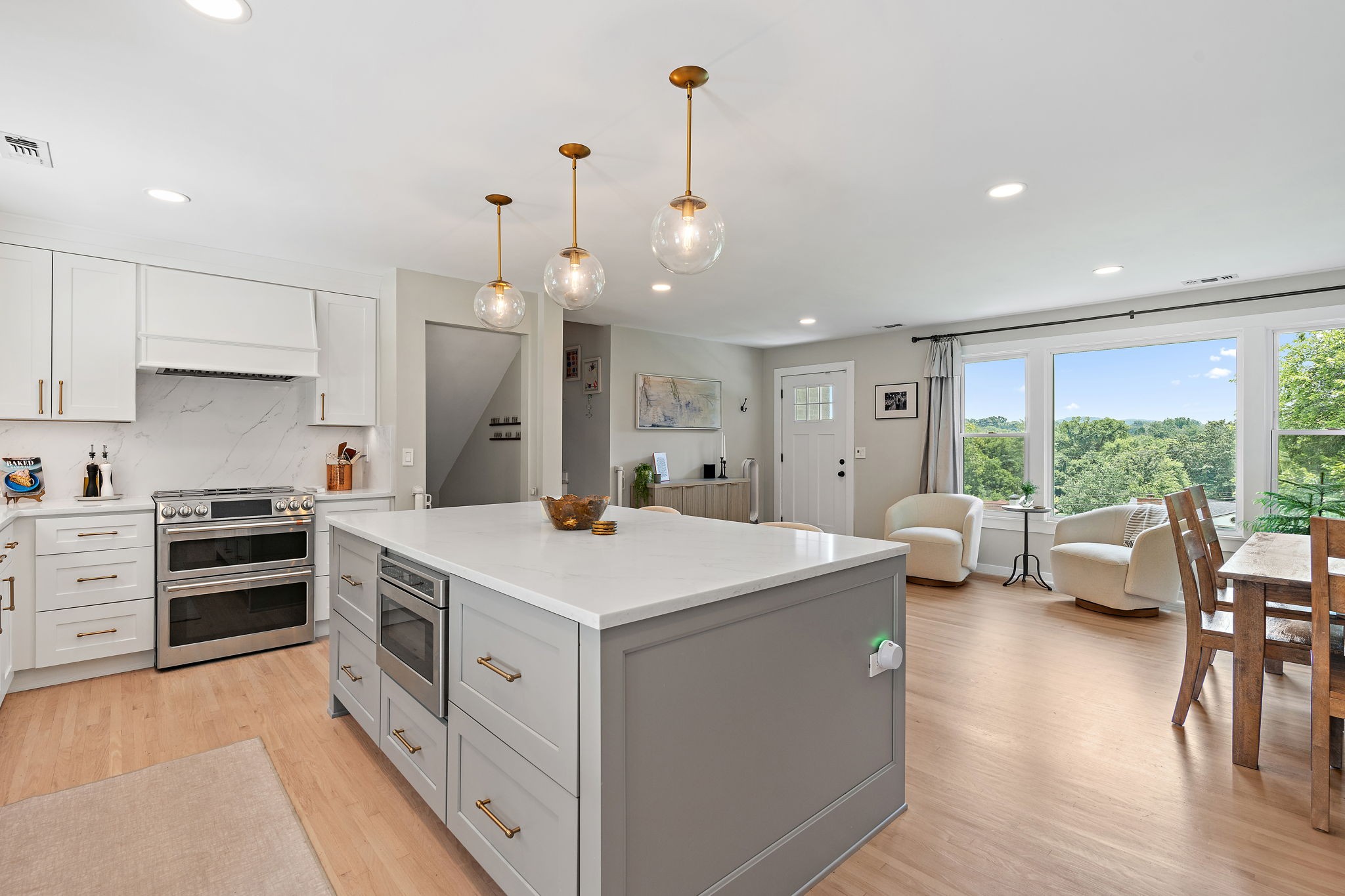 5028 Briarwood Drive Nashville TN 37211