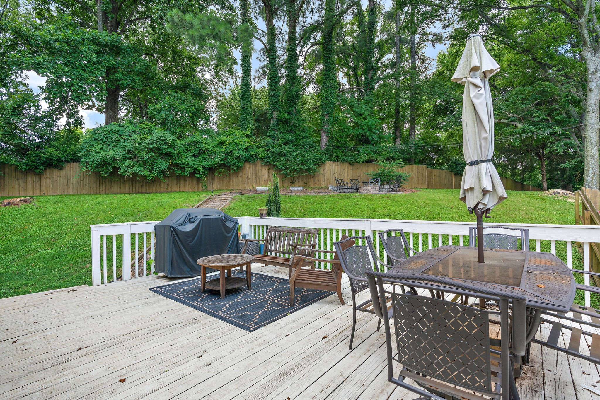 5028 Briarwood Drive Nashville TN 37211