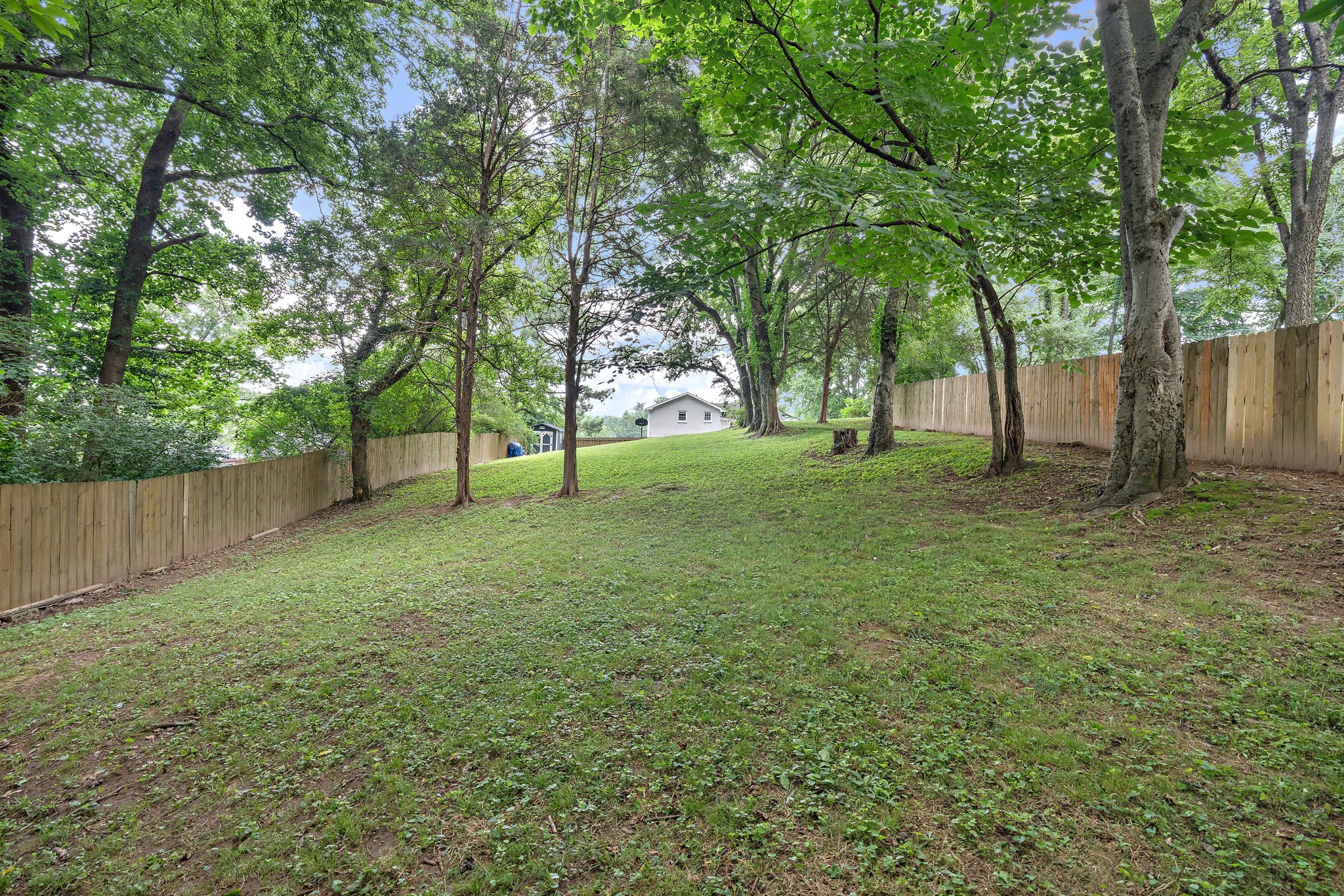 5028 Briarwood Drive Nashville TN 37211