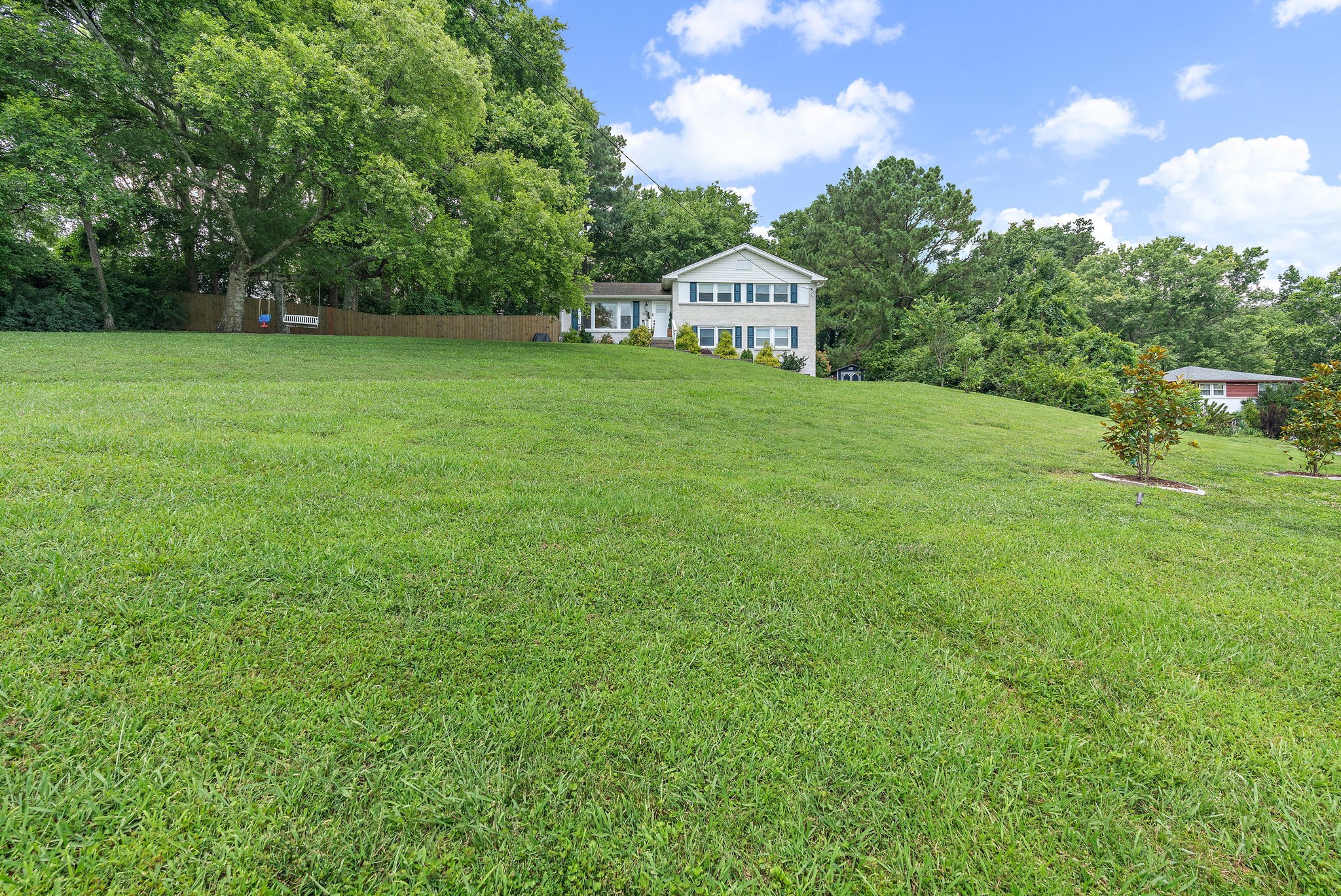 5028 Briarwood Drive Nashville TN 37211