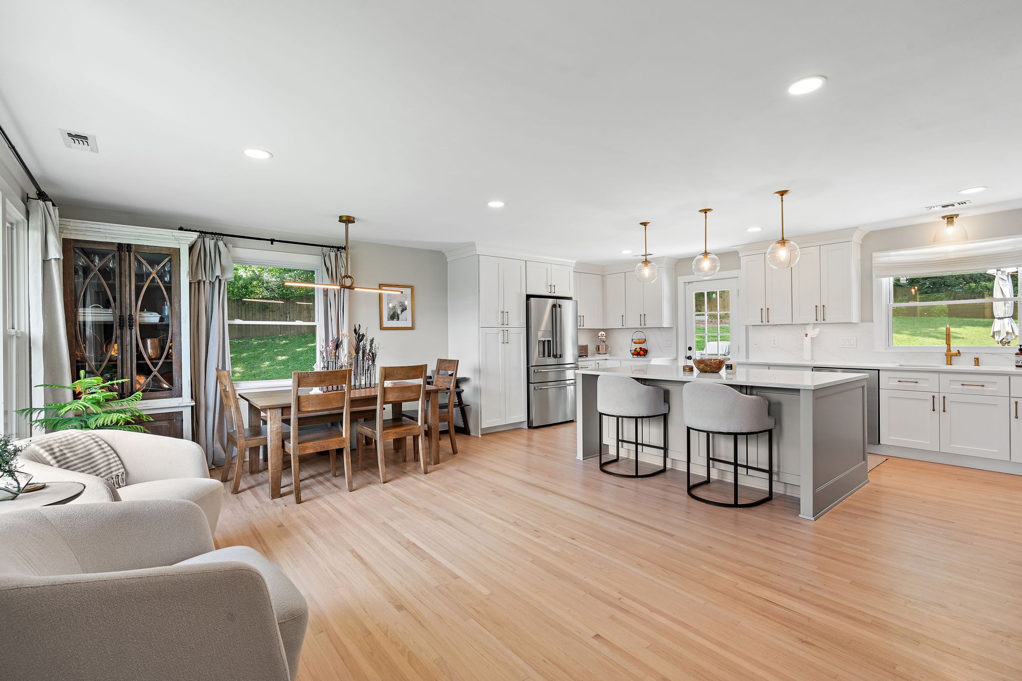 5028 Briarwood Drive Nashville TN 37211