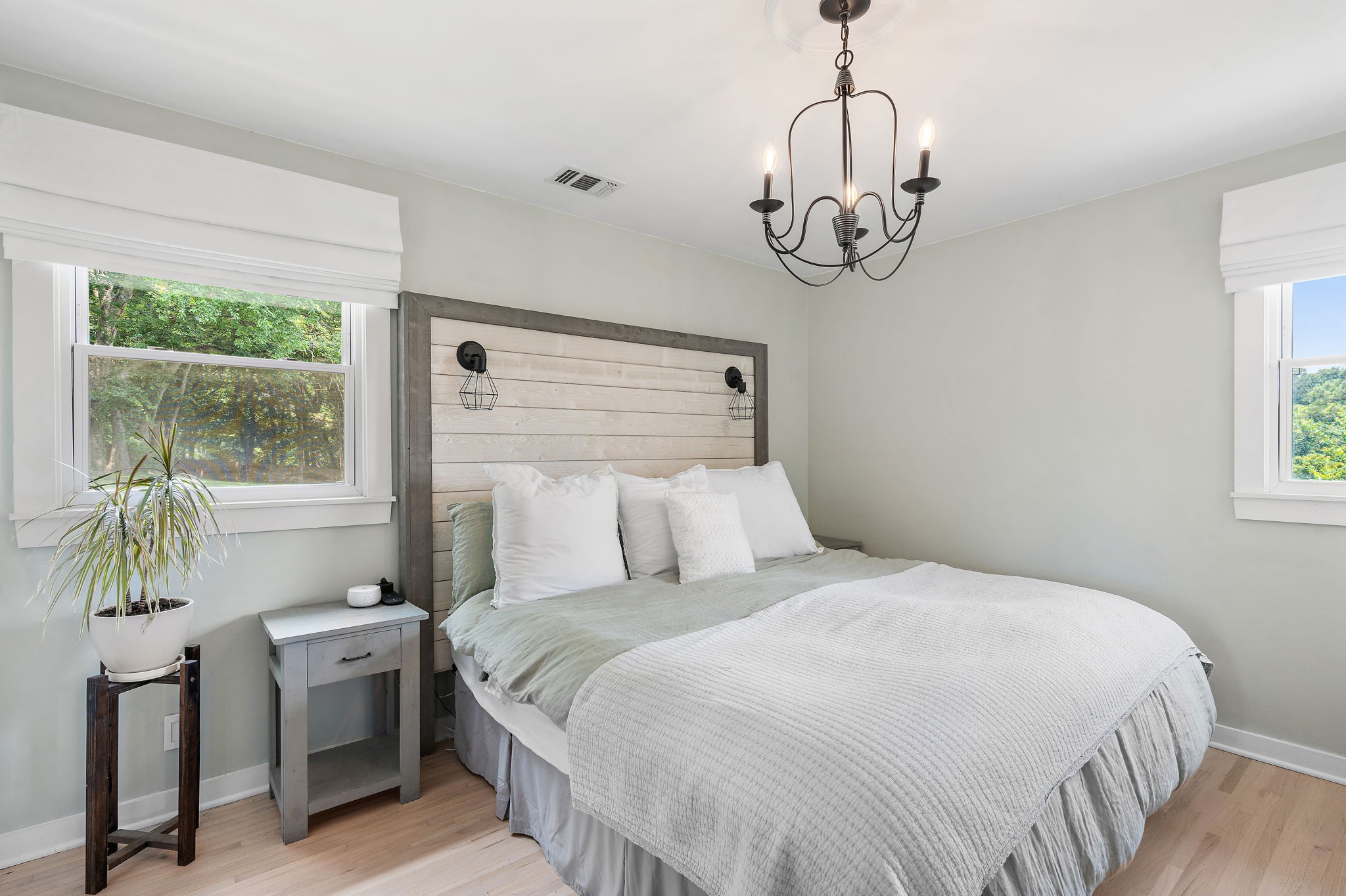 5028 Briarwood Drive Nashville TN 37211