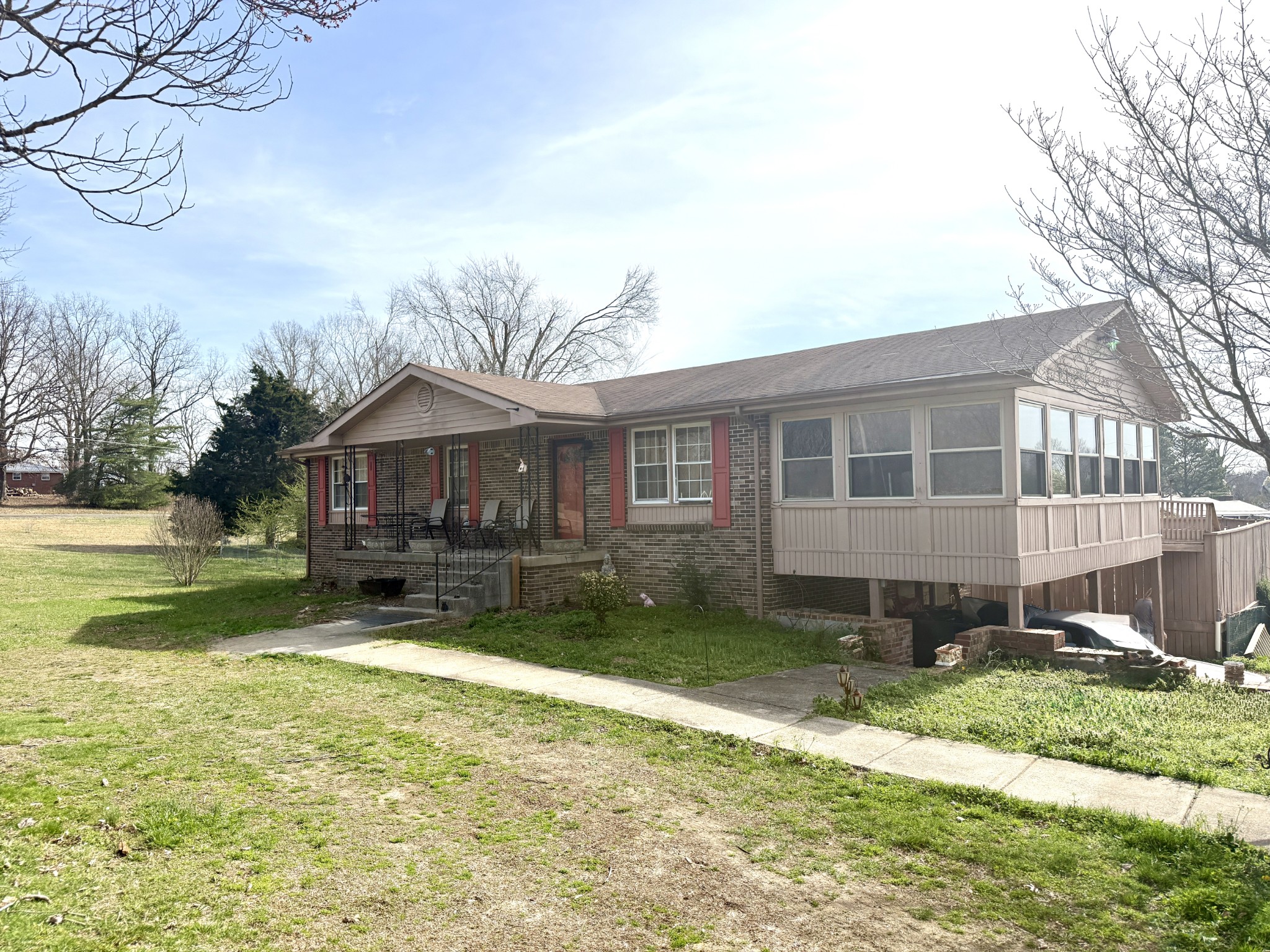 555 Eastside Drive White Bluff TN 37187