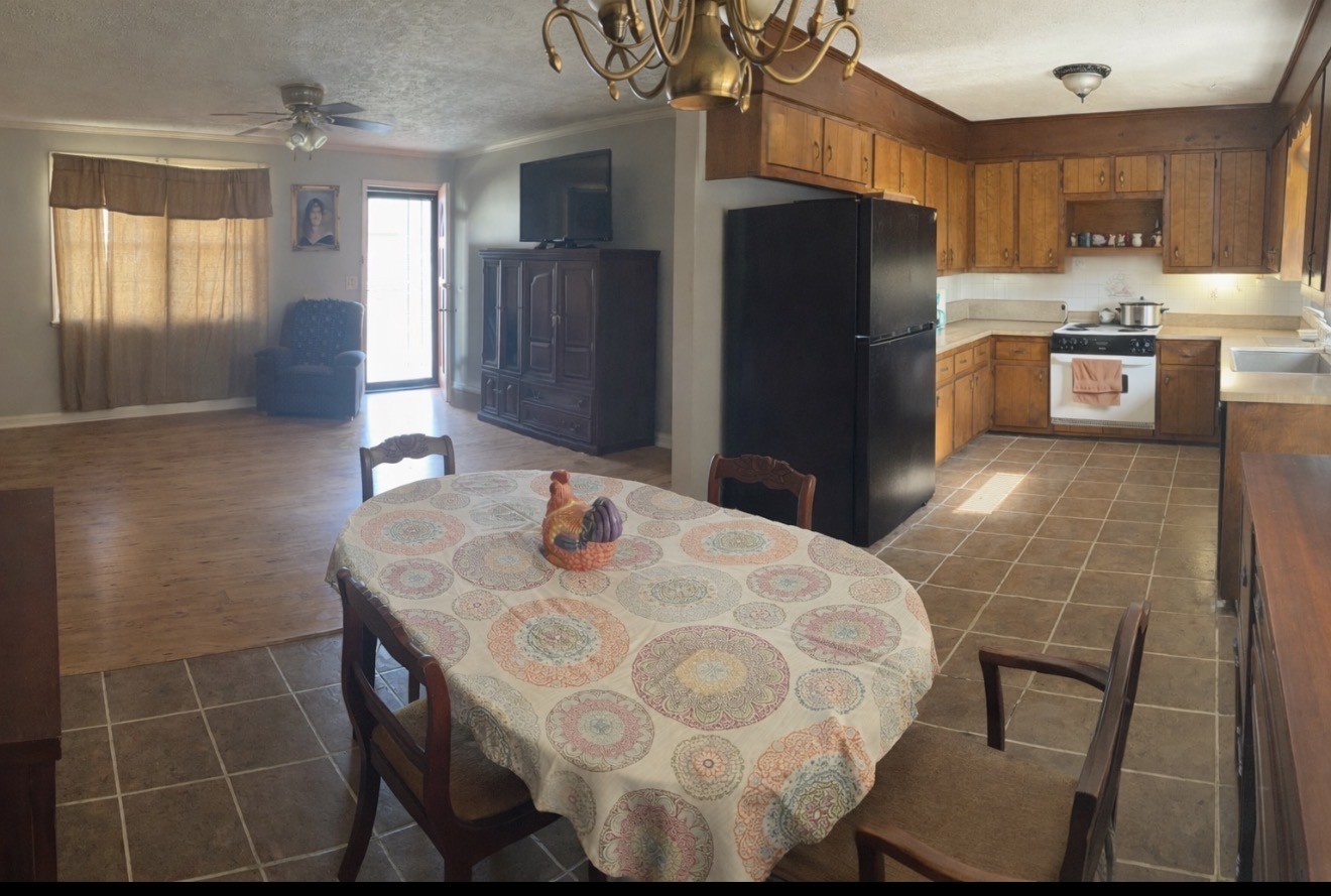 555 Eastside Drive White Bluff TN 37187