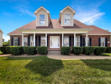 1036 Glenhurst Way Clarksville TN 37040