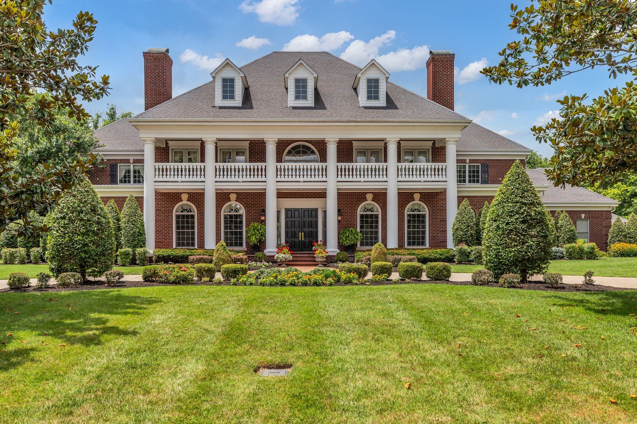 1728 Shagbark Trail Murfreesboro TN 37130