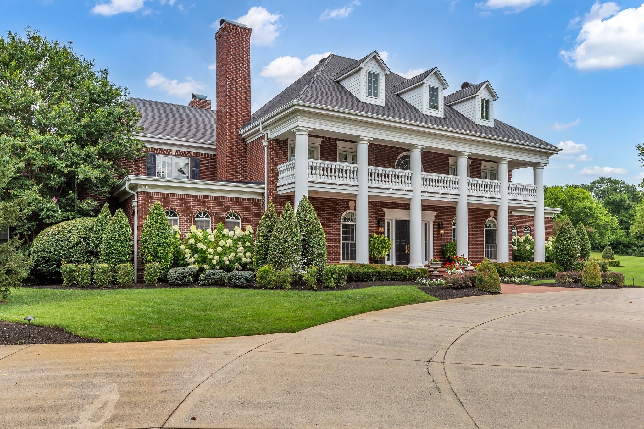 1728 Shagbark Trail Murfreesboro TN 37130