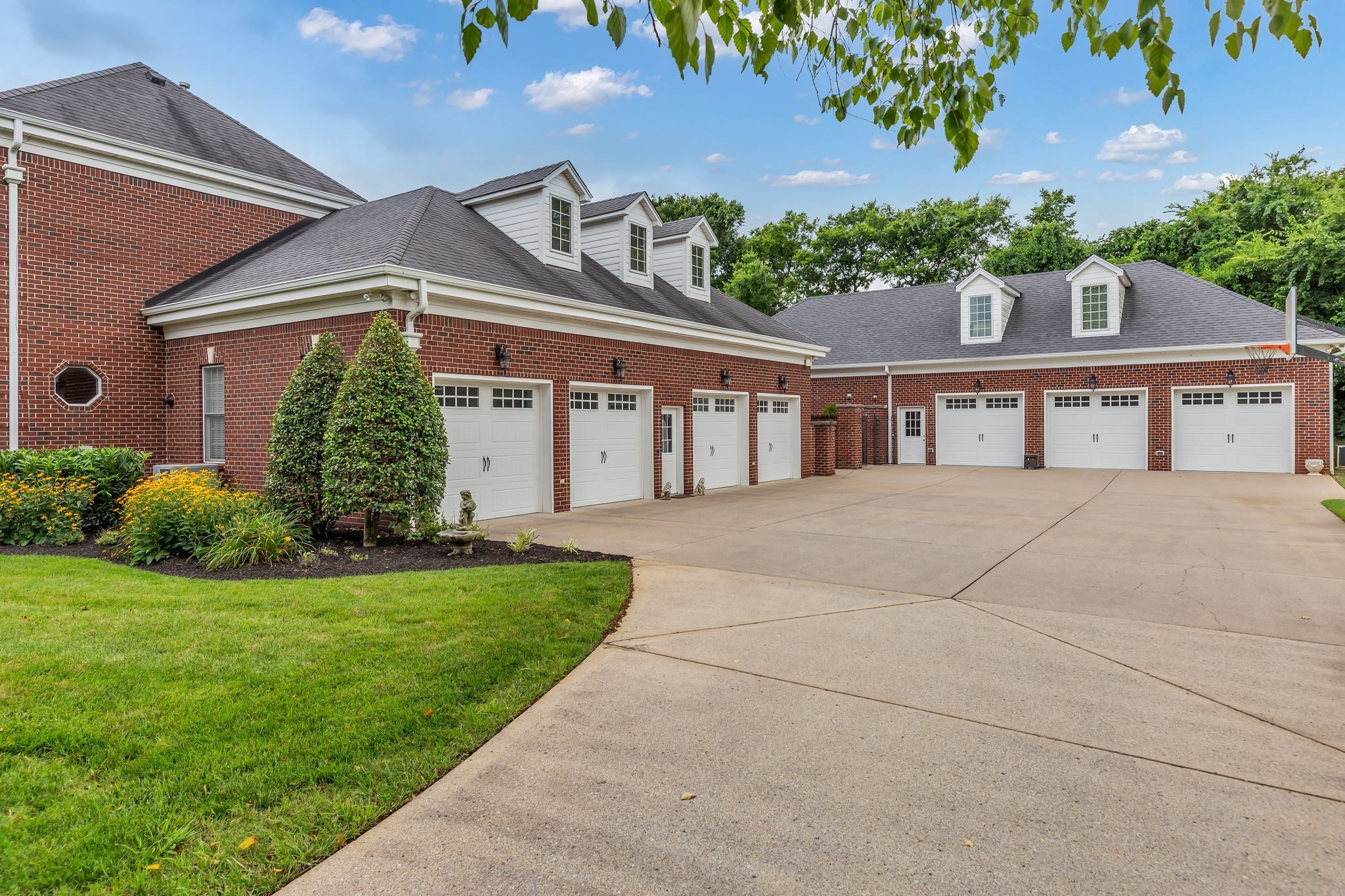 1728 Shagbark Trail Murfreesboro TN 37130