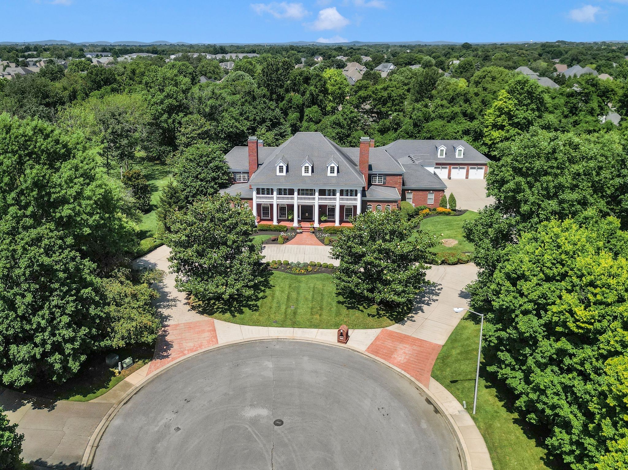1728 Shagbark Trail Murfreesboro TN 37130