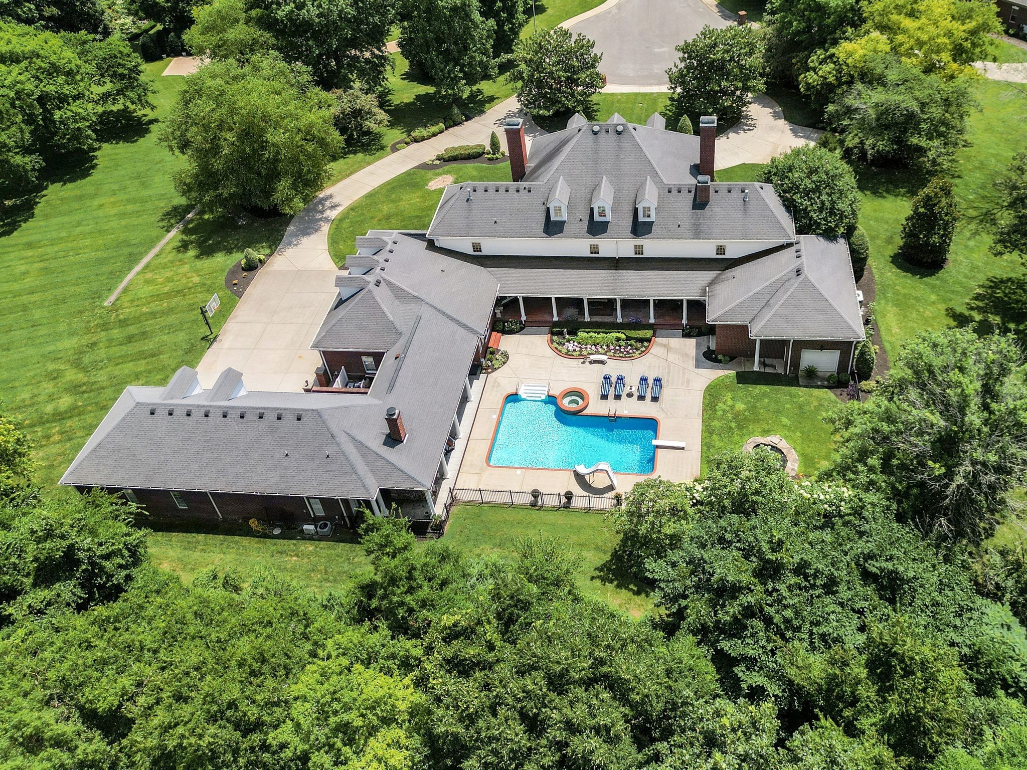 1728 Shagbark Trail Murfreesboro TN 37130
