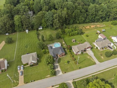 309 Sarah Lane Portland TN 37148