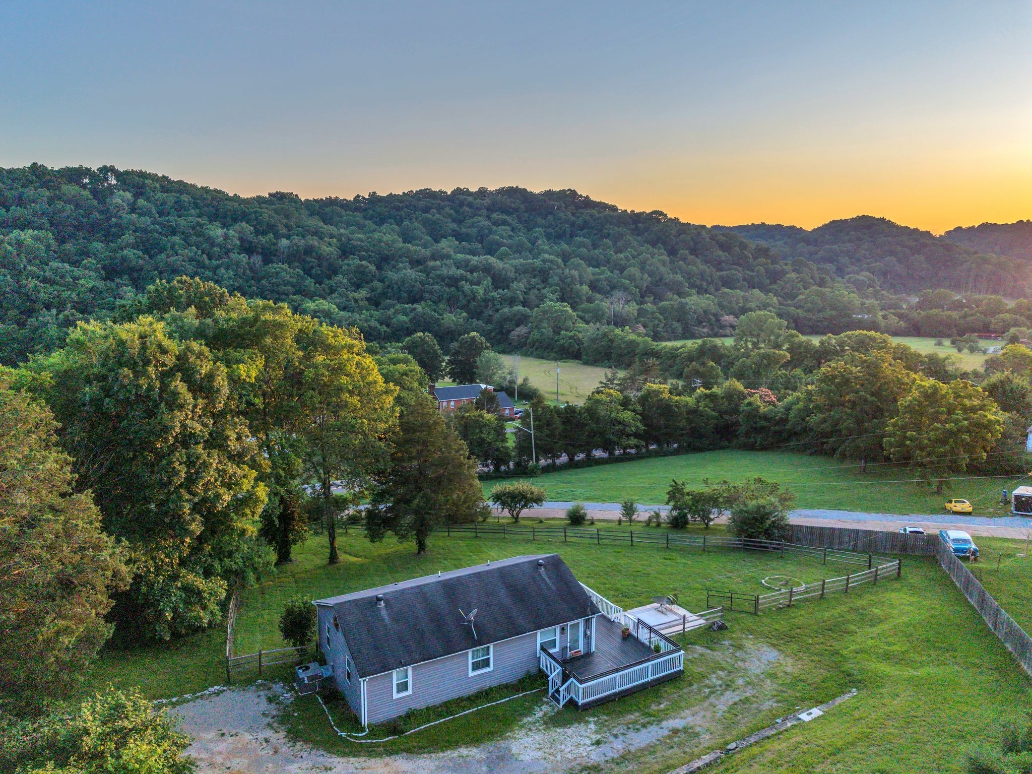 2832 Whites Creek Pike