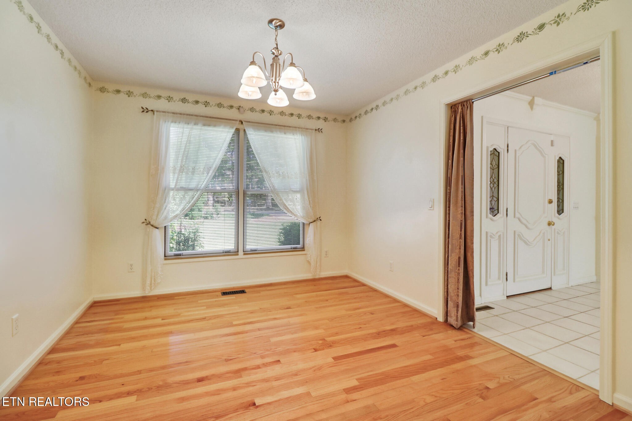 104 Flossmoor Circle Crossville TN 38558