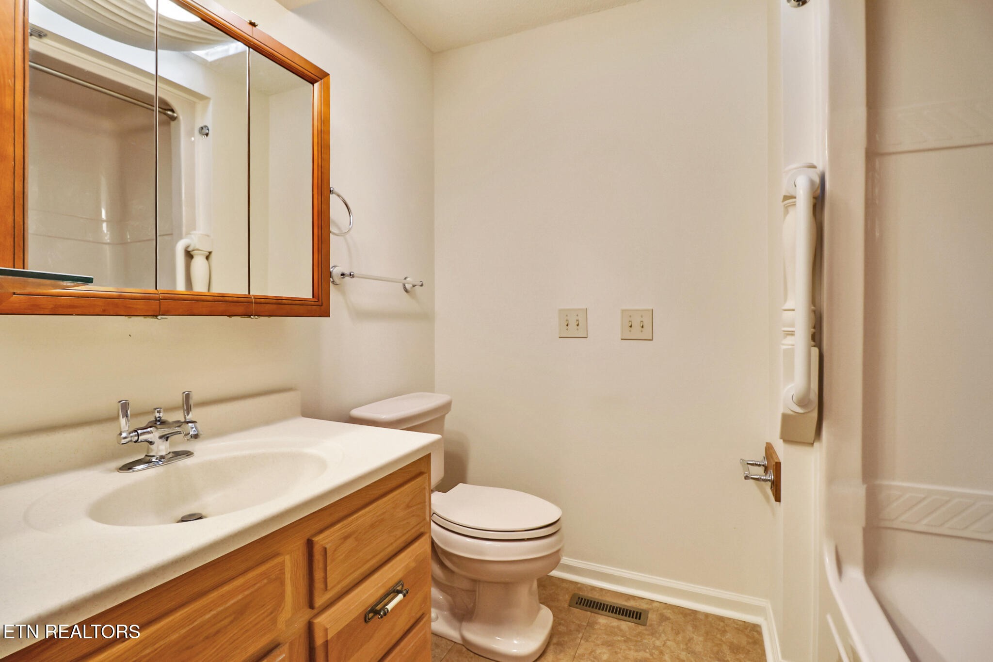 104 Flossmoor Circle Crossville TN 38558