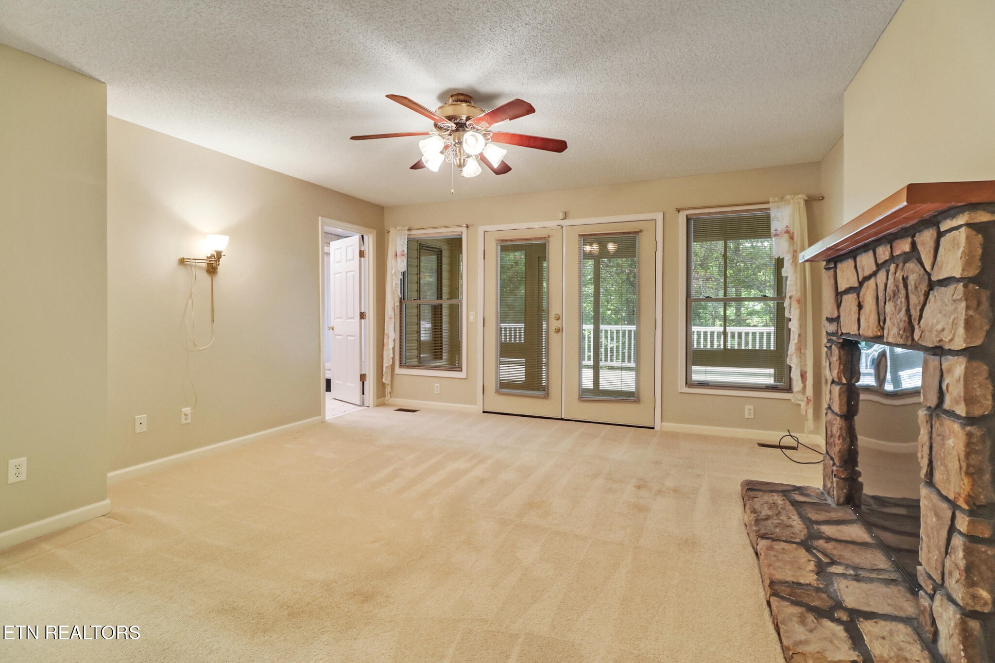 104 Flossmoor Circle Crossville TN 38558