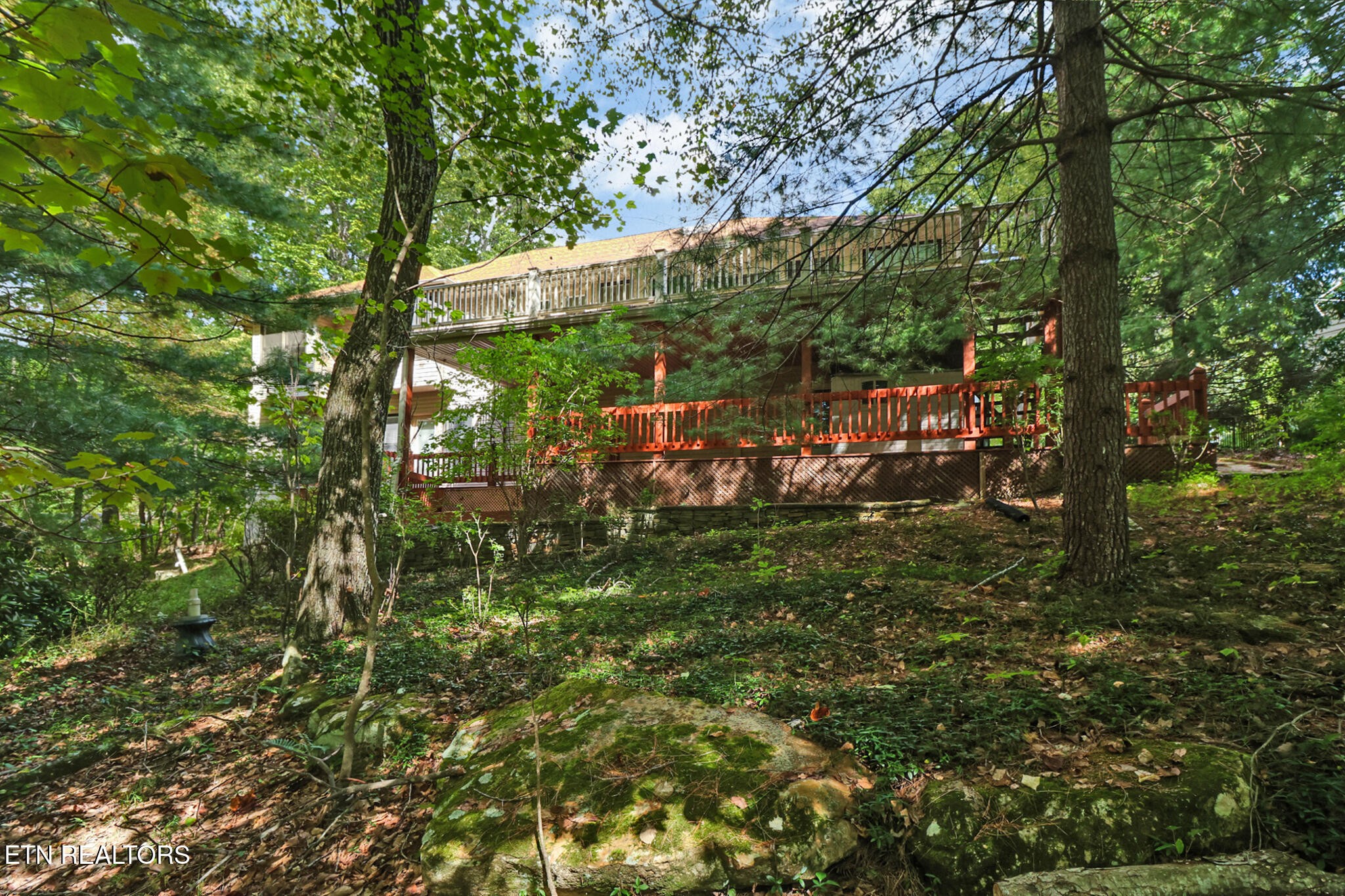 104 Flossmoor Circle Crossville TN 38558